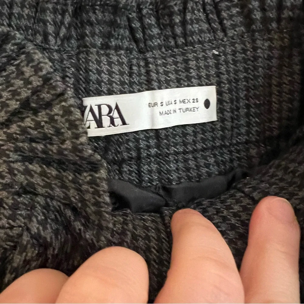 Zara Charcoal and Black Pleated Mini Skirt